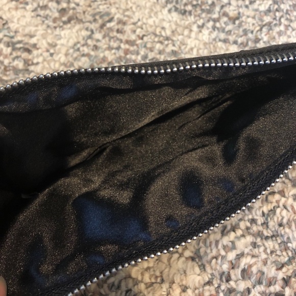 Victoria’s Secret clutch - Picture 3 of 3